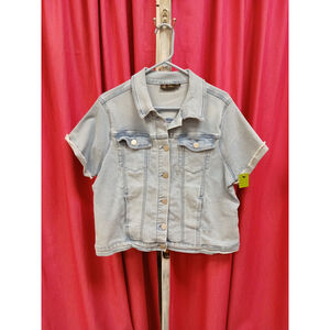 DG2 Denim Jacket. Size 1X. RS 91